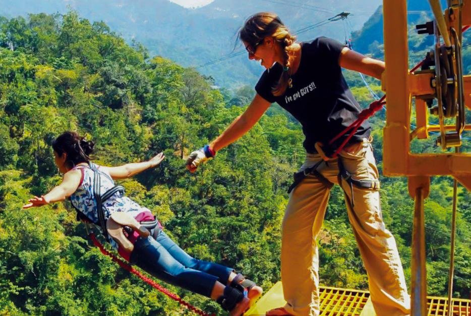 Tandem Couple Jump Jim Corbett